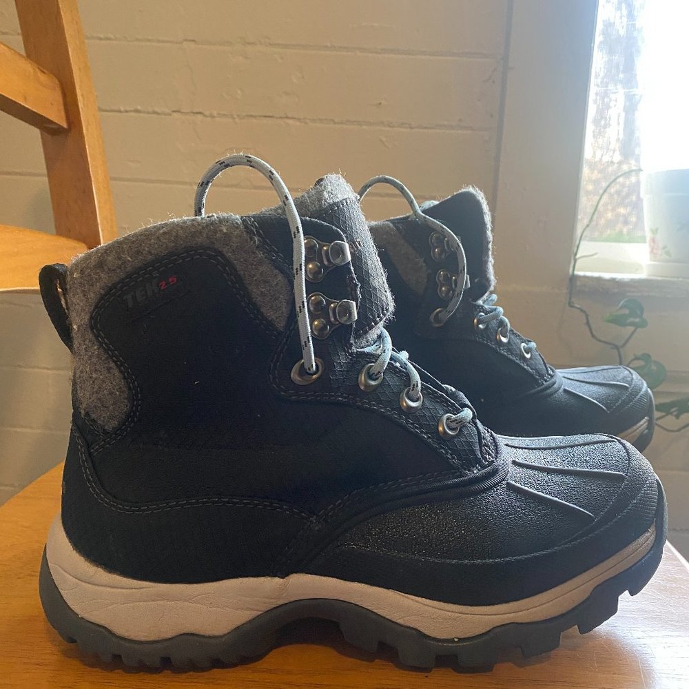 L.L. Bean Storm Chaser Lace Boot 4 Mesh Women's